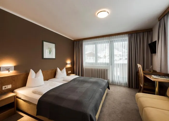 Medrazerhof 3* فلبمس