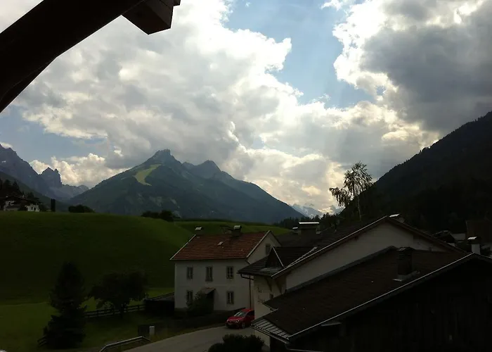 Medrazerhof 3* فلبمس